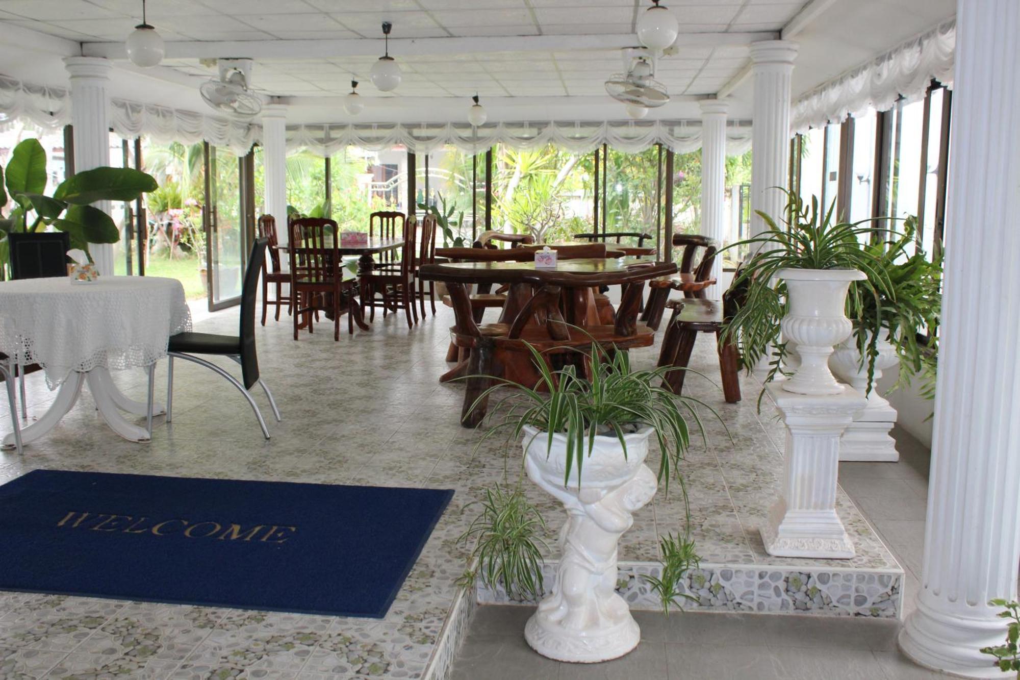 White Elephant Resort Сурин Екстериор снимка